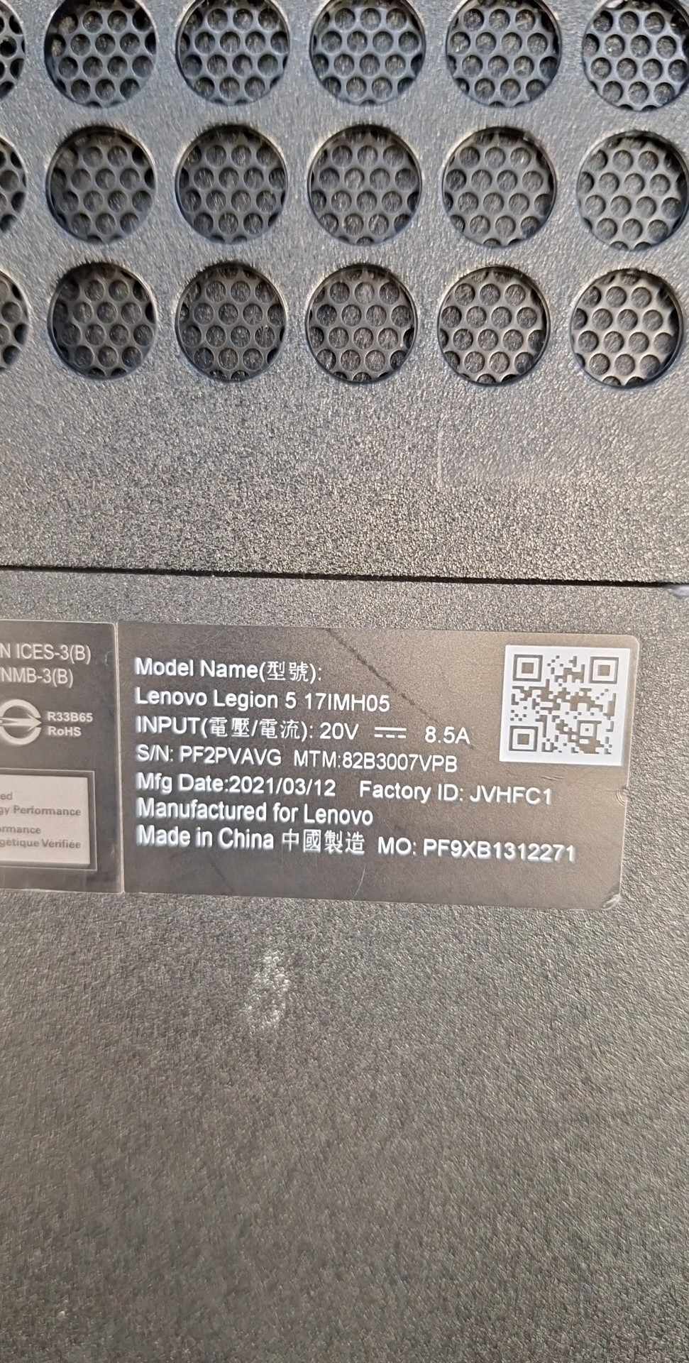 Lenovo legion 5 7IMH05 17´´ i5-10300H/16GB/512GB SSD/GTX 1650