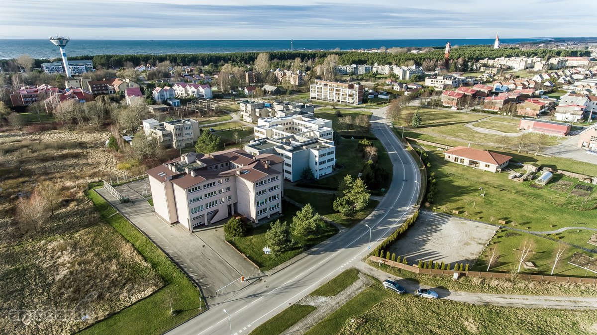 Parduodami butai Šventojoje !!!