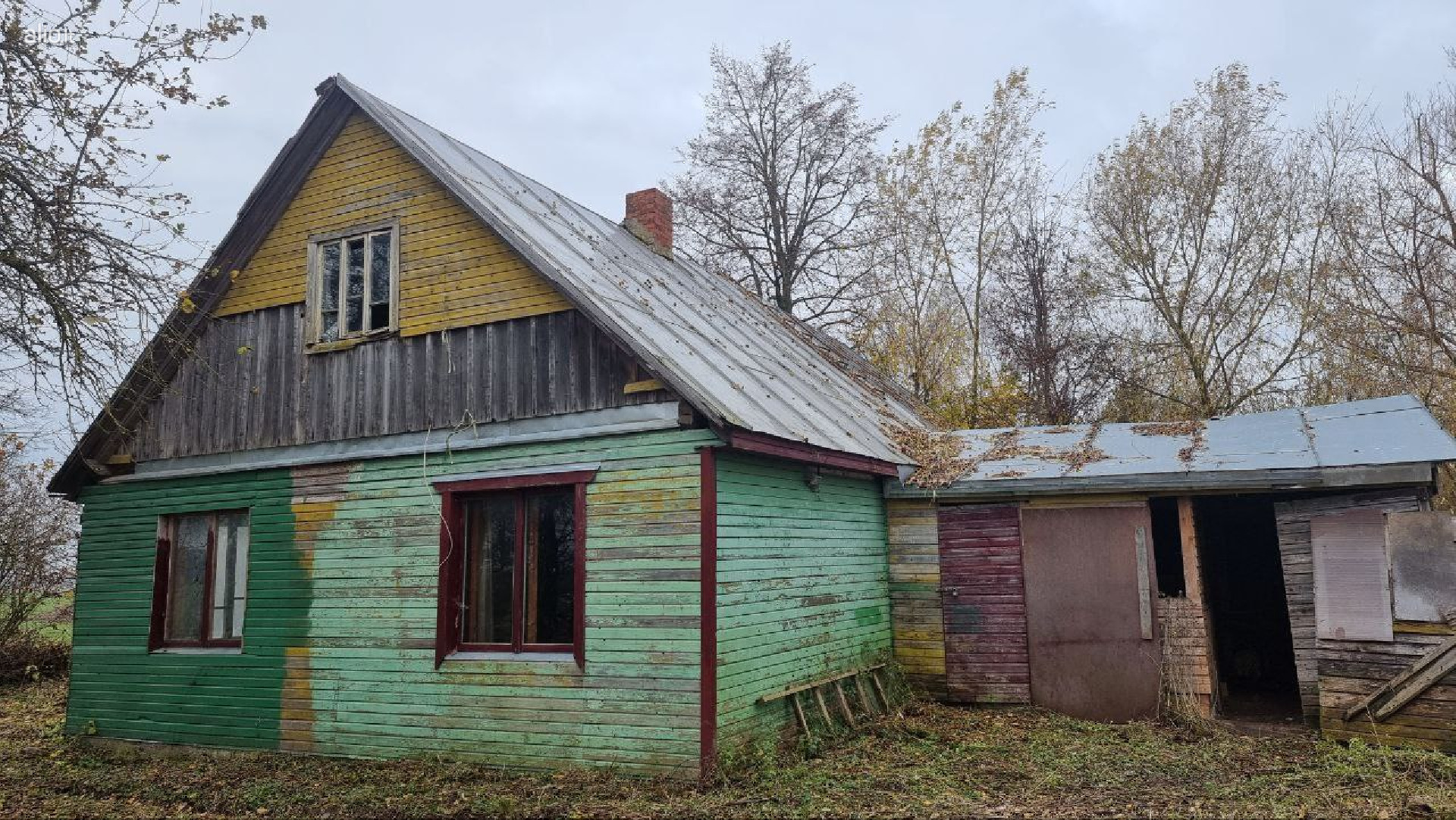 ISSIMOKETINAI gyvenamasis namas Jukonių kaime, Pasvalio raj.
