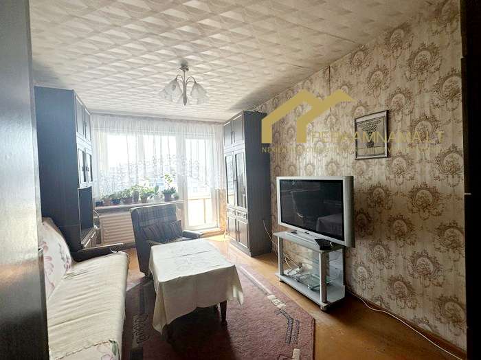 Parduodamas 4 kambarių butas Klaipėdoje